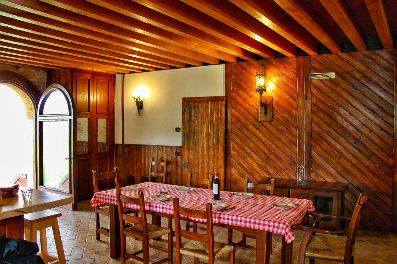 מונטניאנה Medieval Relais - Top Location מראה חיצוני תמונה