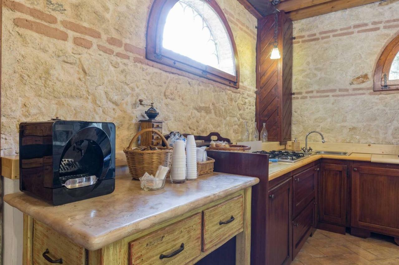 מונטניאנה Medieval Relais - Top Location מראה חיצוני תמונה